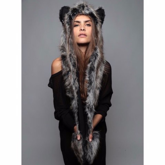 SpiritHoods - Grey Wolf Hat - Picture 1 of 4